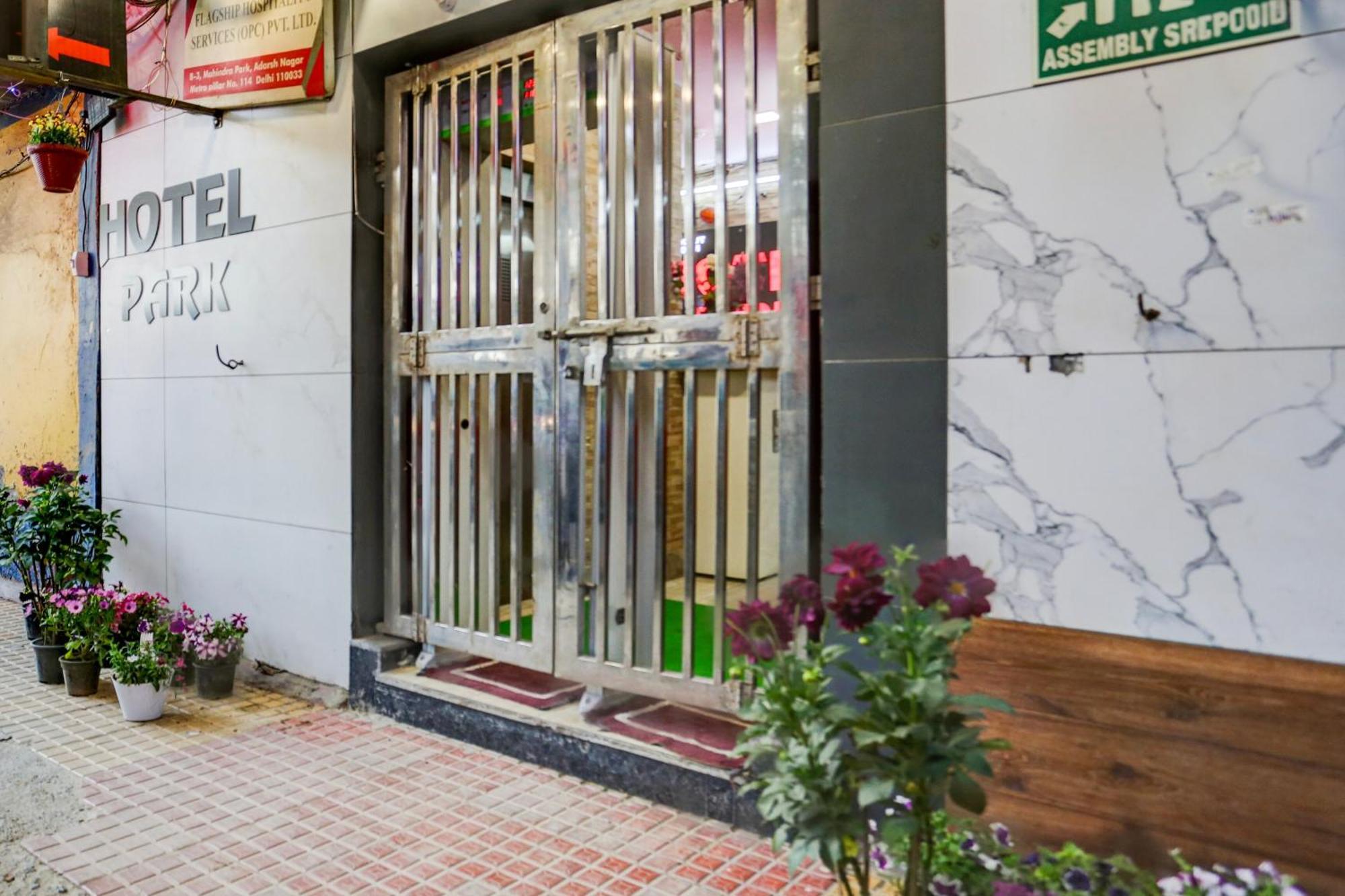 Hotel O Park View Delhi  Bagian luar foto