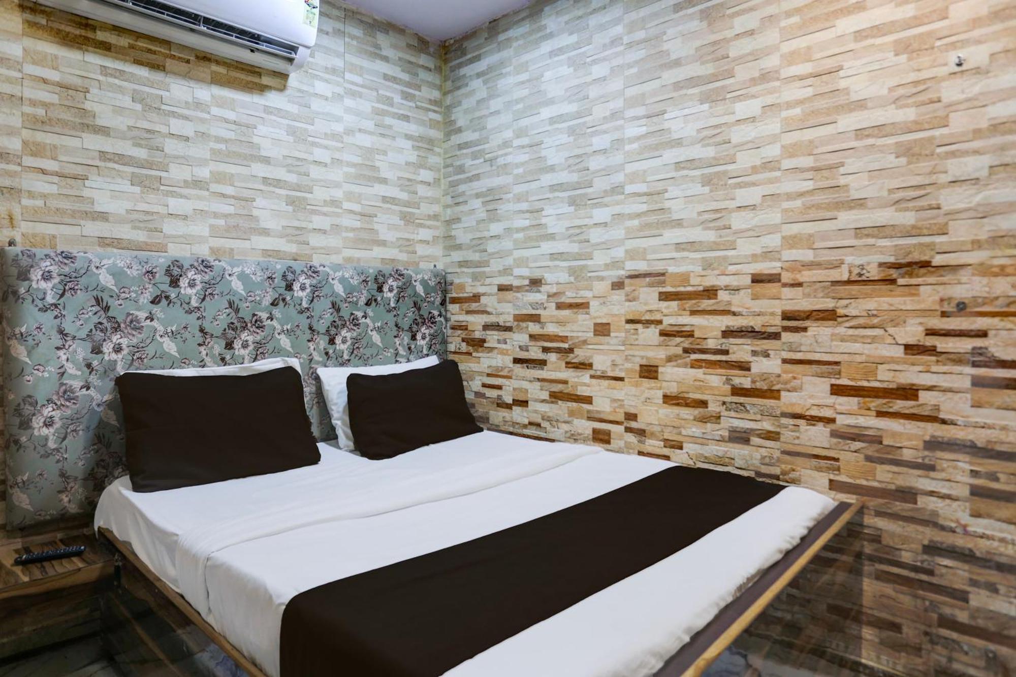Hotel O Park View Delhi  Bagian luar foto