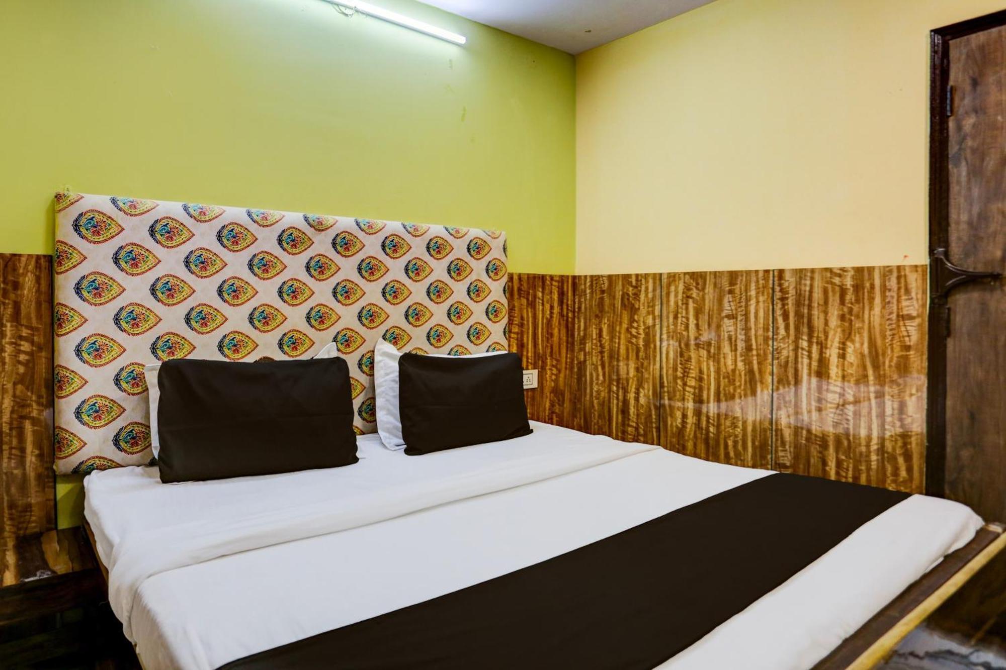 Hotel O Park View Delhi  Bagian luar foto