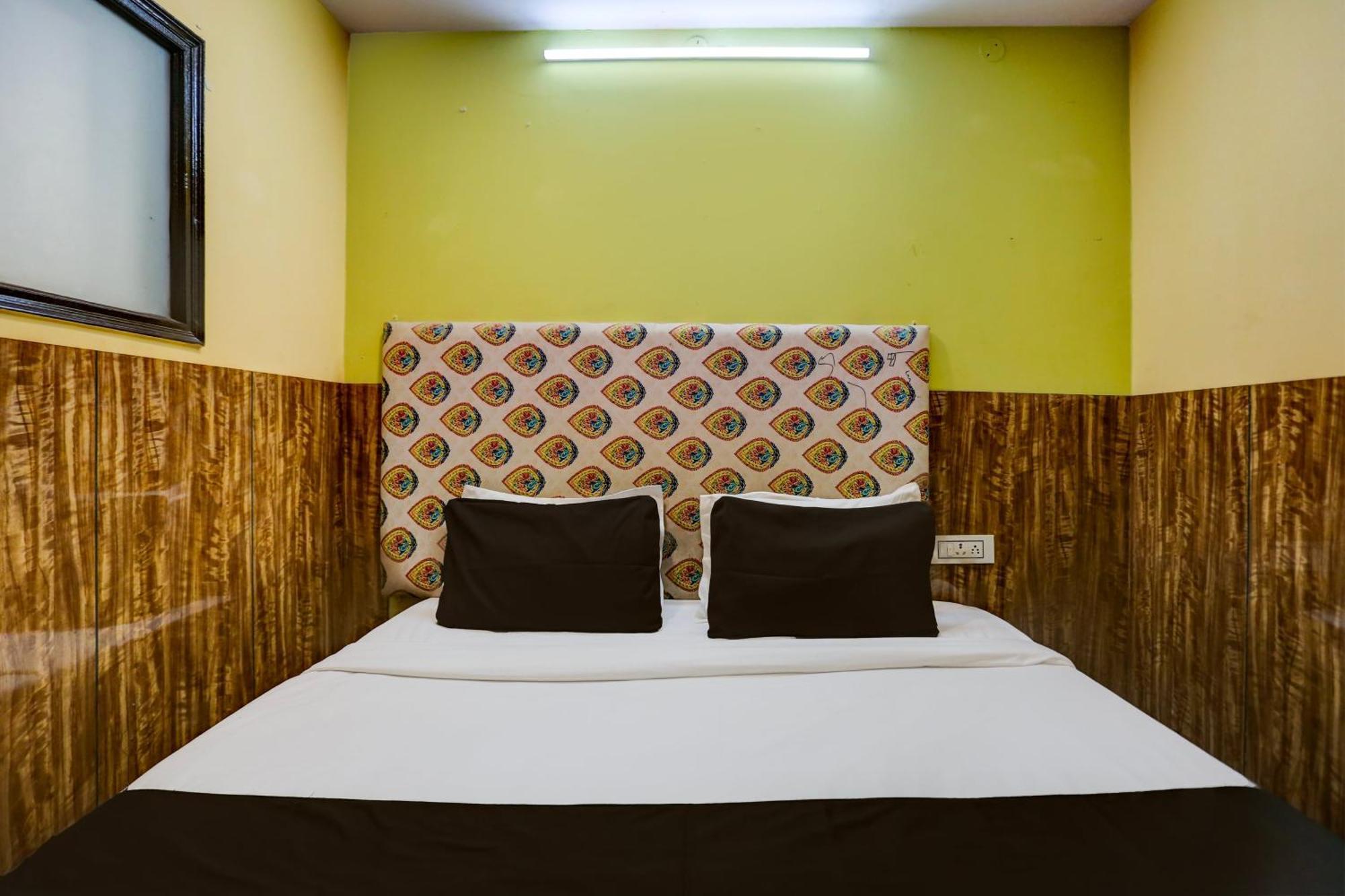 Hotel O Park View Delhi  Bagian luar foto